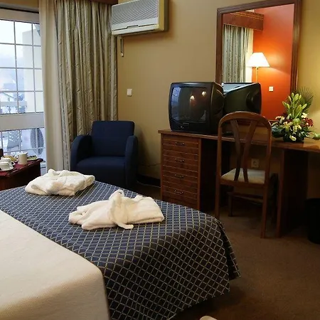 Montemuro Отель Каштру-Дайри